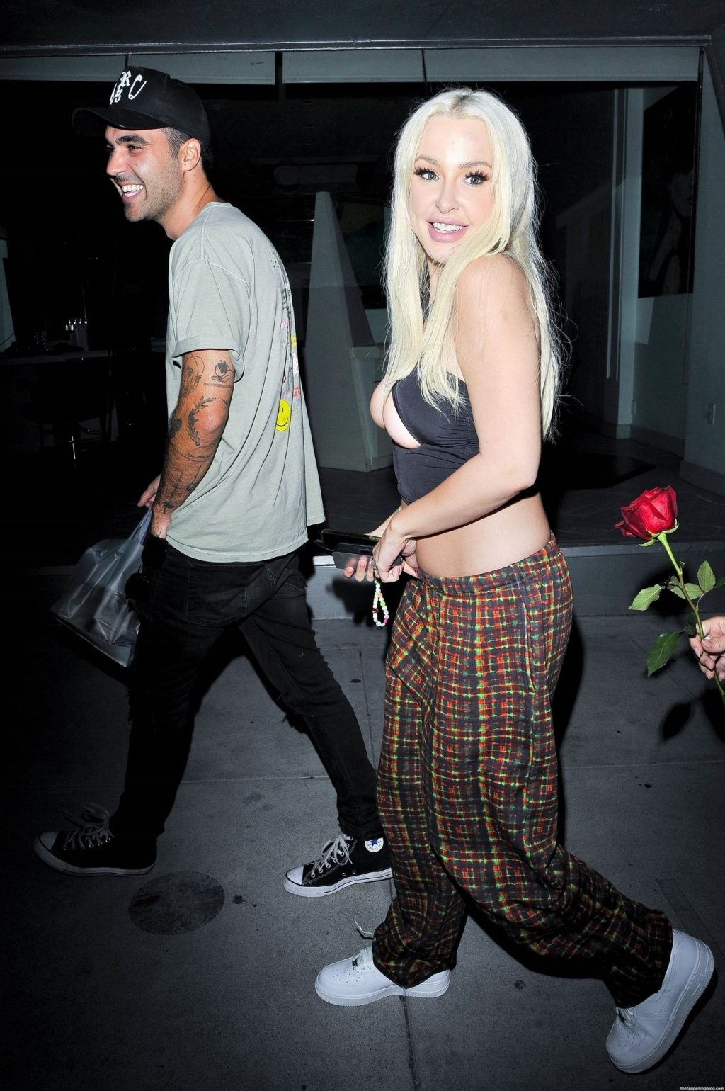 Busty Tana Mongeau and Her Good Friend Hunter Moreno Grab Dinner at Il Pastaio (45 Photos)