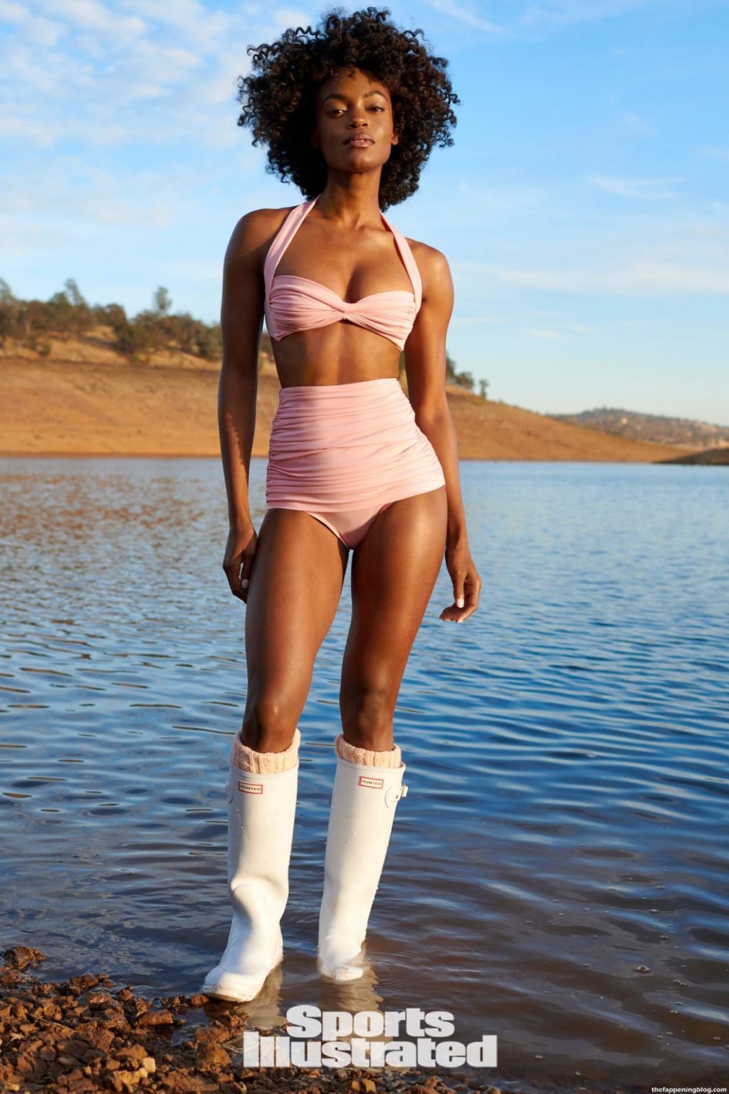 Tanaye White Sexy – Sports Illustrated Swimsuit 2021 (52 Photos)