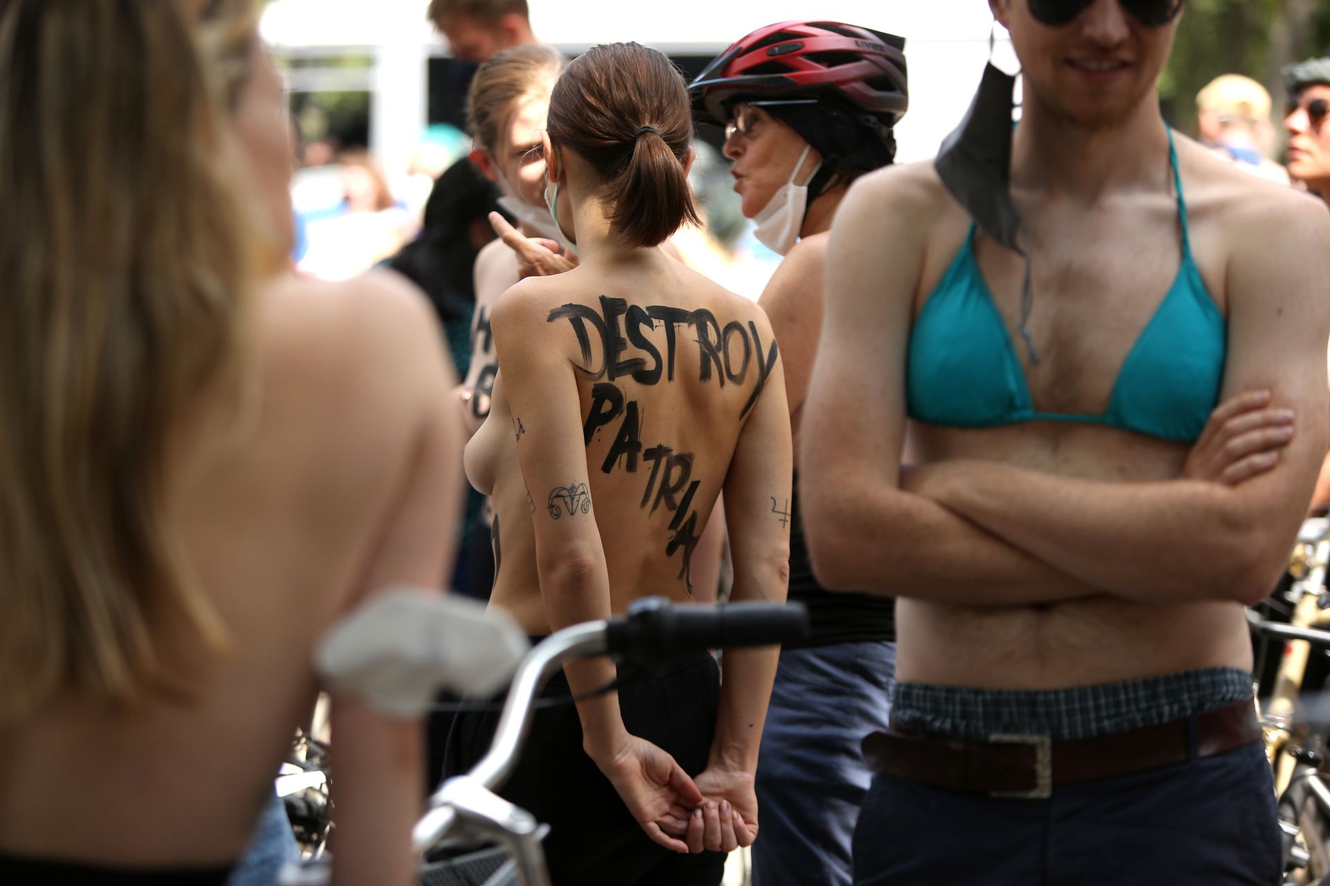 Topless-Protest-The-Fappening-Blog-14.jpg