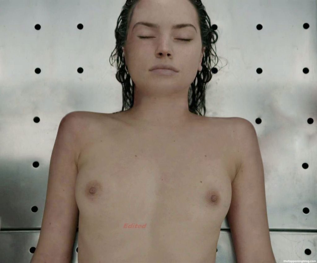 Daisy Ridley Nude &amp; Sexy (134 Photos + Possible LEAKED Porn &amp; Topless Scenes) [Updated 10/07/21]