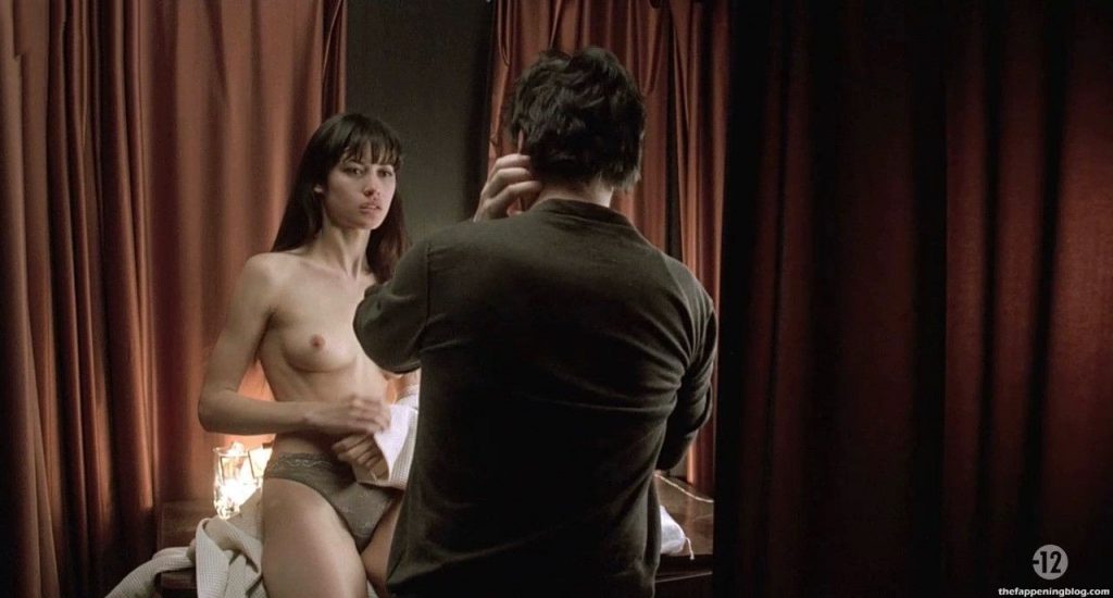 Olga Kurylenko NUDE &amp; Sexy (154 Photos + Sex Video Scenes)