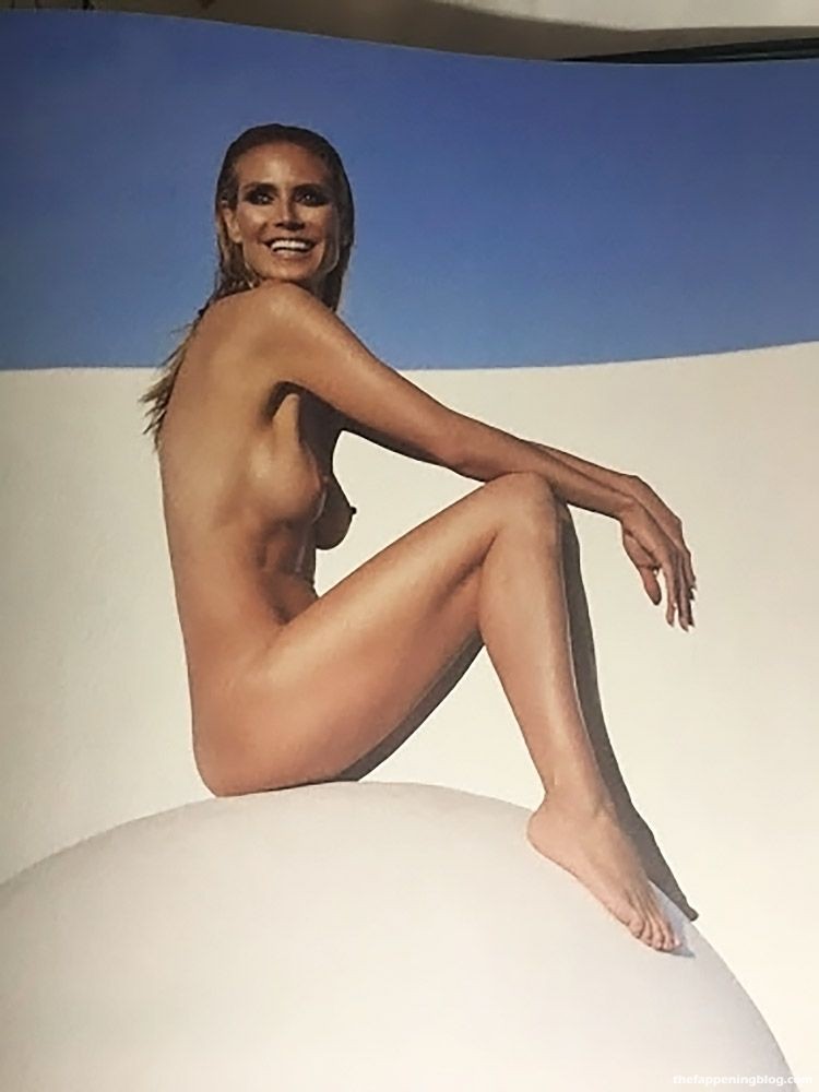 Heidi Klum Nude, Topless &amp; Sexy Collection – Part 1 (150 Photos + Possible LEAKED Video)