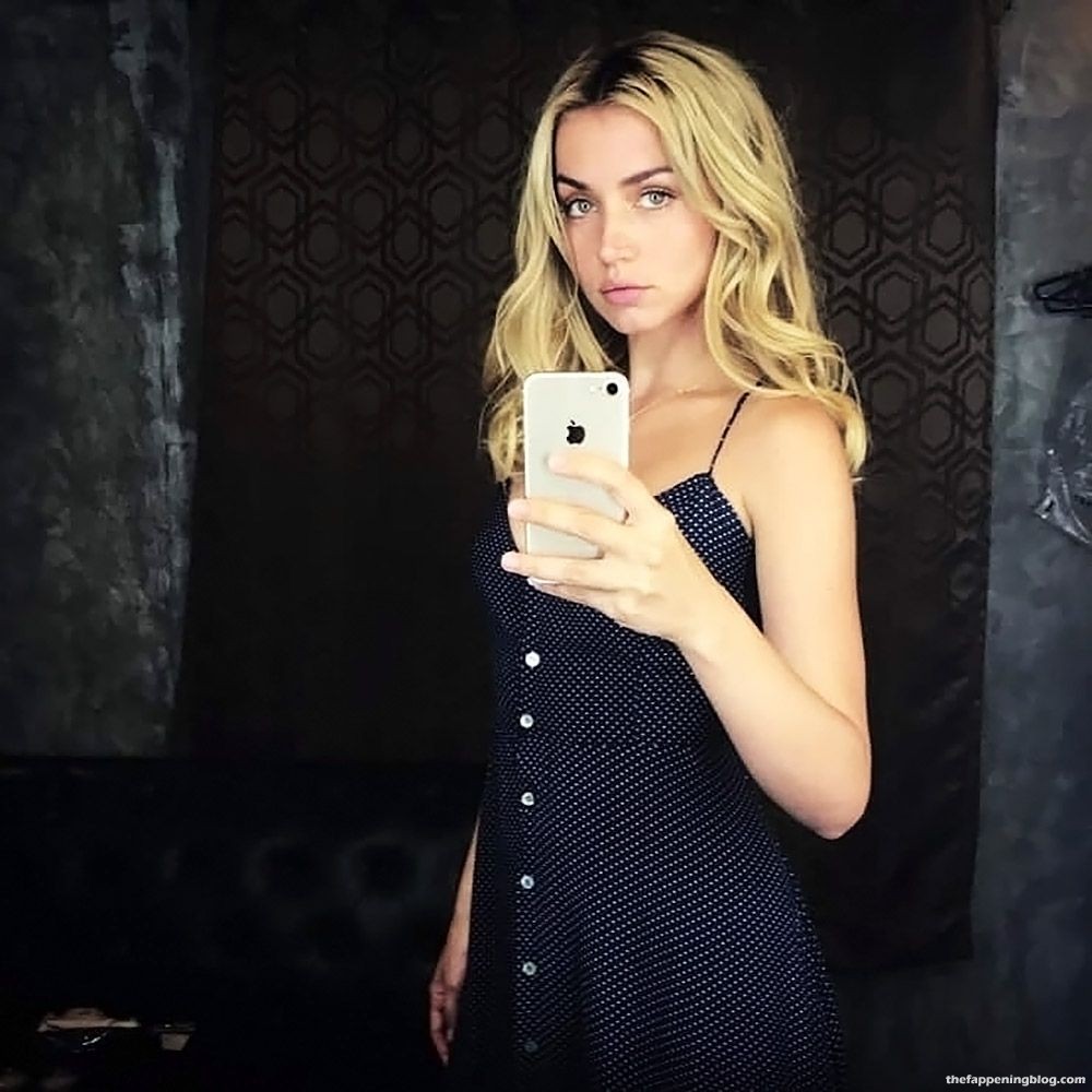 Ana de Armas Nude And Sexy Collection (150 Photos + Possible LEAKED Porn Video &amp; Topless Sex Scenes) [Updated]