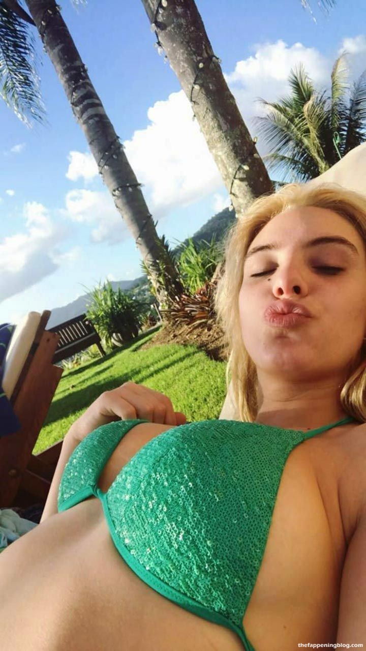 Instagram. https://instagram.com/lelepons. 