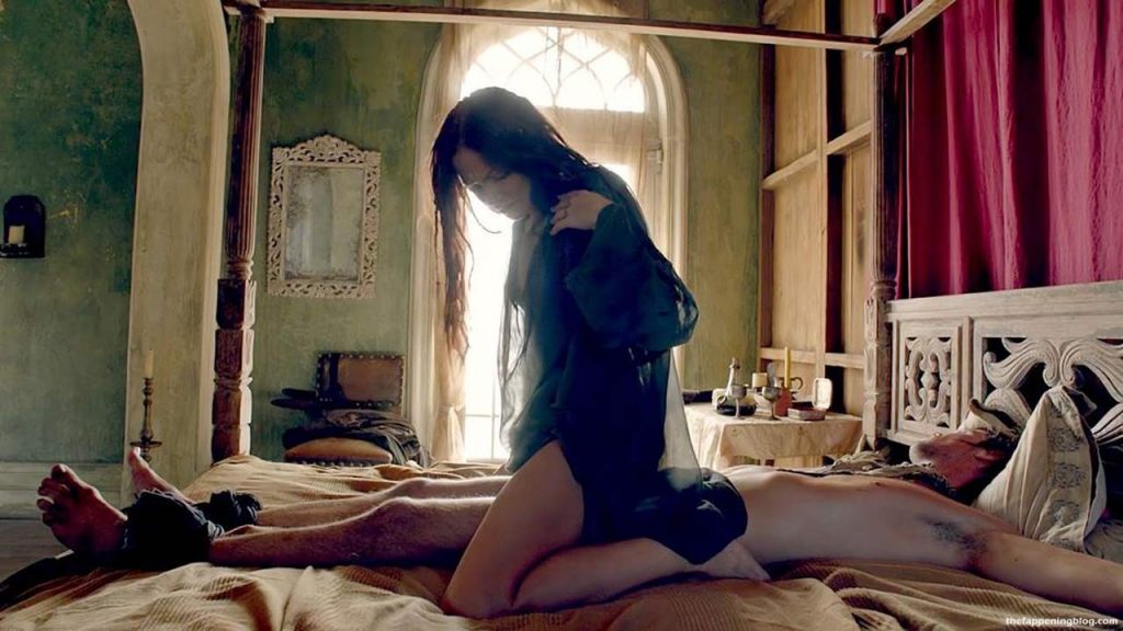 Clara Paget Nude &amp; Sexy Collection (26 Photos + Videos)