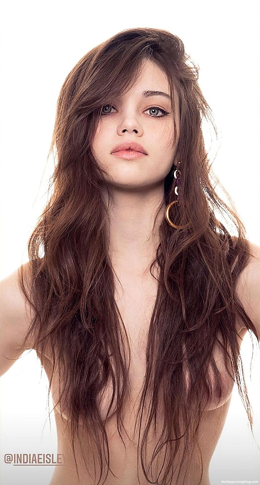 India Eisley Nude &amp; Sexy Collection (26 Photos + Sex Video Scenes)