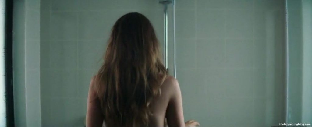 Blake Lively Nude &amp; Sexy Collection (160 Photos + Possible Porn Video And Sex Scenes)