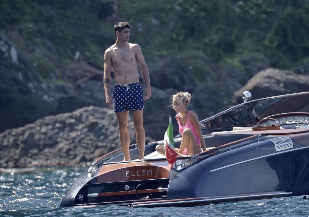 Alice Campello &amp; Alvaro Morata Enjoy Their Romantic Sunshine Break in Portofino (53 Photos)