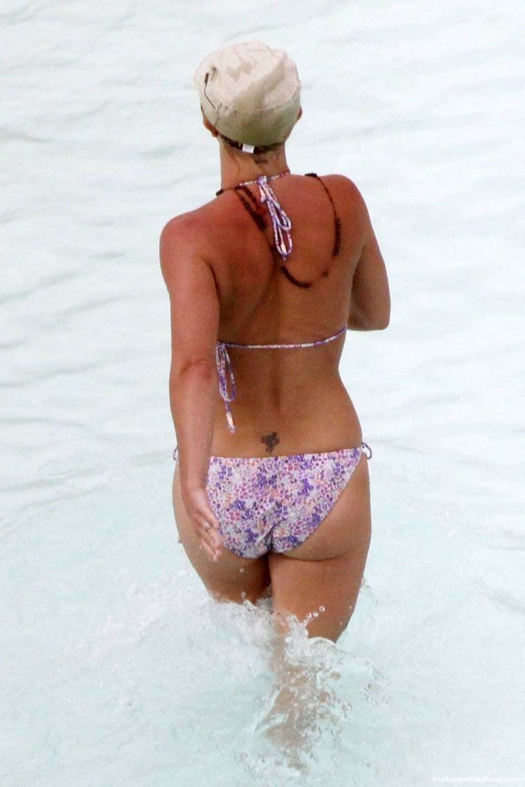 Britney-Spears-Nude-sexy-53-thefappeningblog.com_.jpg