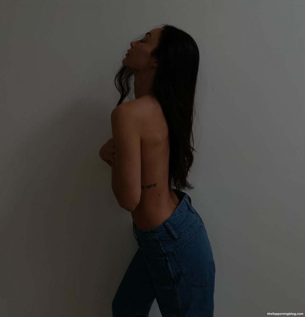 Cara Santana Nude &amp; Topless Collection (20 Photos)