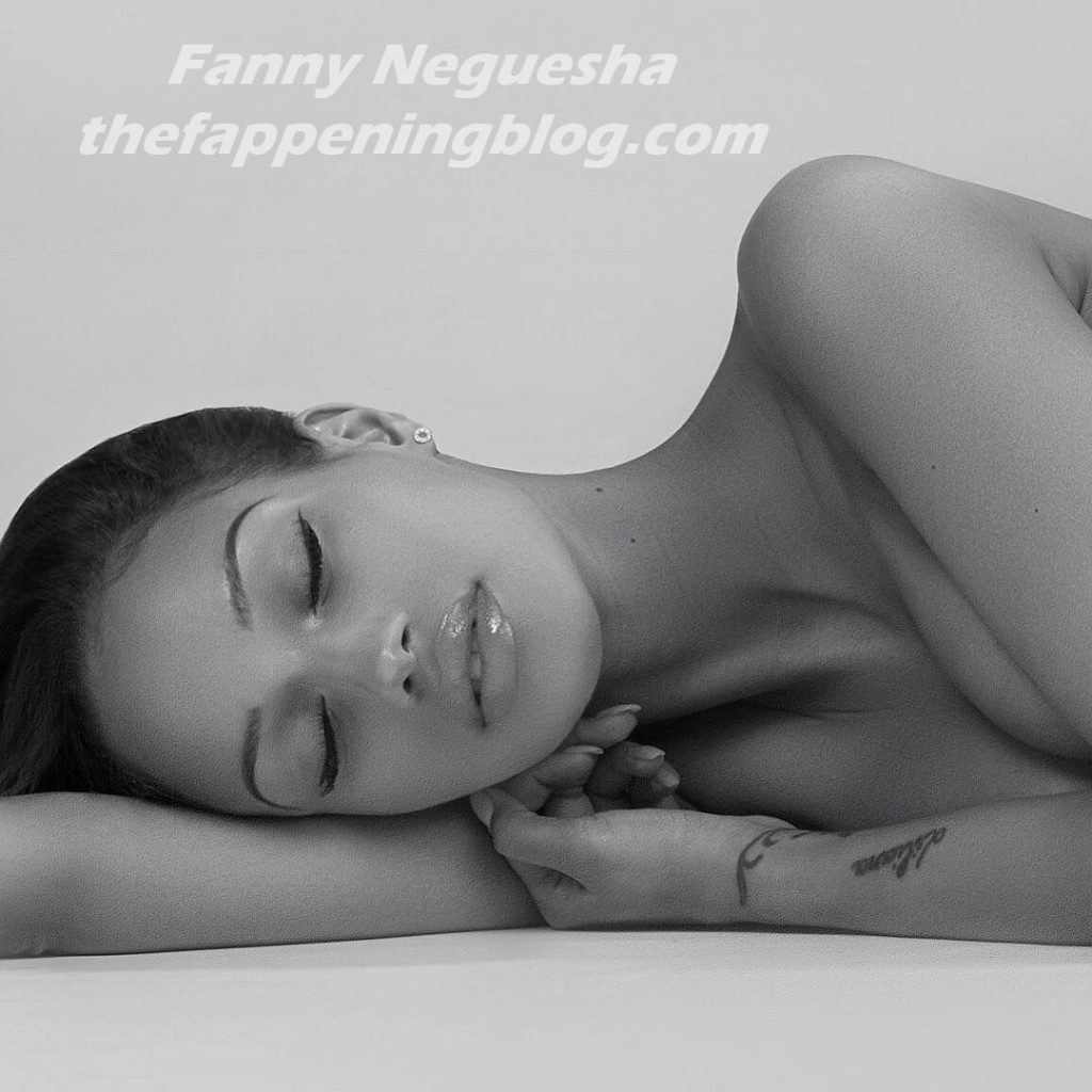 Fanny Neguesha Sexy &amp; Topless (12 Photos)
