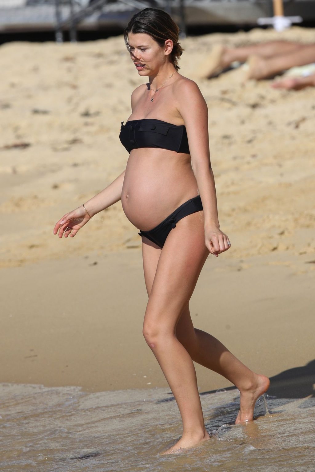 Pregnant Georgia Fowler Takes a Fresh Dip in the Ocean in Sydney (58 Photos)