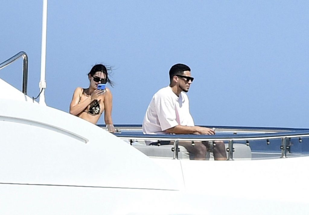 Kendall Jenner Shows Off Her Toned Bikini Body on Board a Yacht in Sardinia (38 Photos)