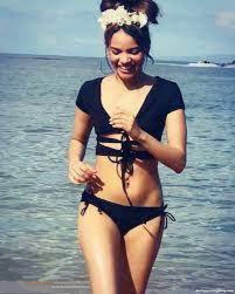 Leslie Grace Sexy &amp; Topless Collection (43 Photos)