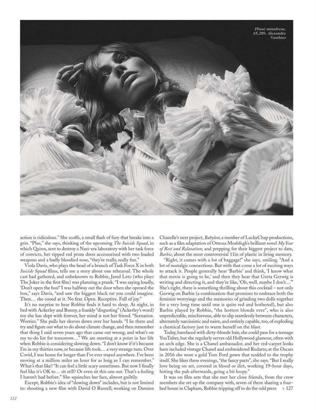Margot Robbie Sexy – Vogue Magazine UK (25 Photos)