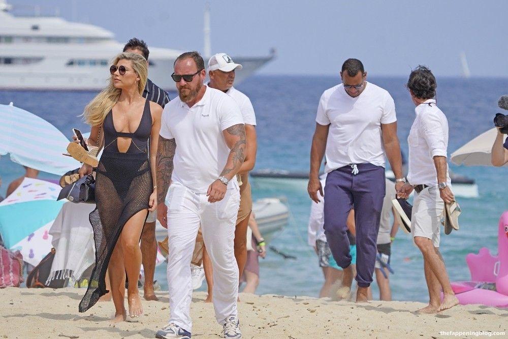 Alex Rodriguez Arrives with Melanie Collins at Bagatelle Beach in St Tropez (10 Photos)