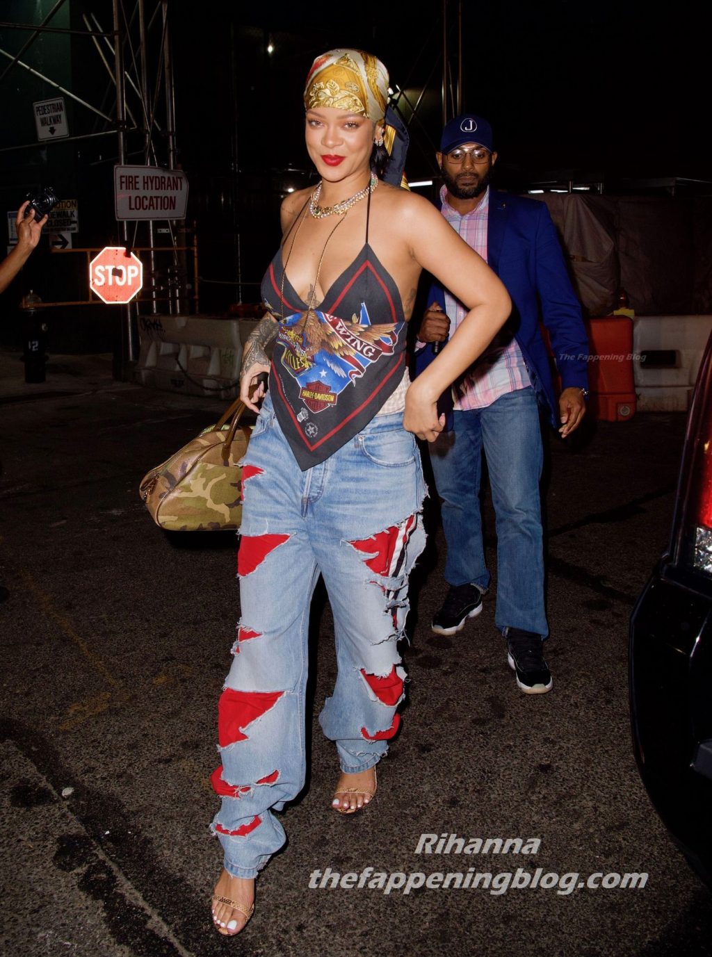Rihanna Enjoys a Night Out in NYC (22 Photos) [Updated]