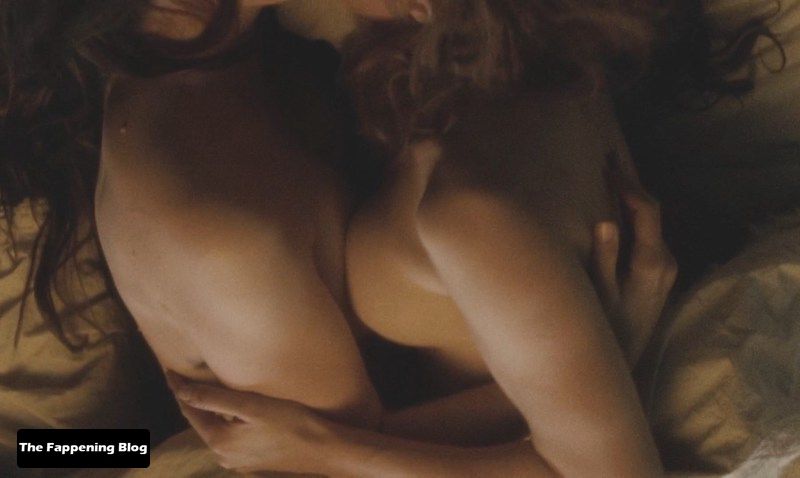 Vanessa Kirby Nude &amp; Sexy Collection (126 Photos + Videos Scenes) [Updated]