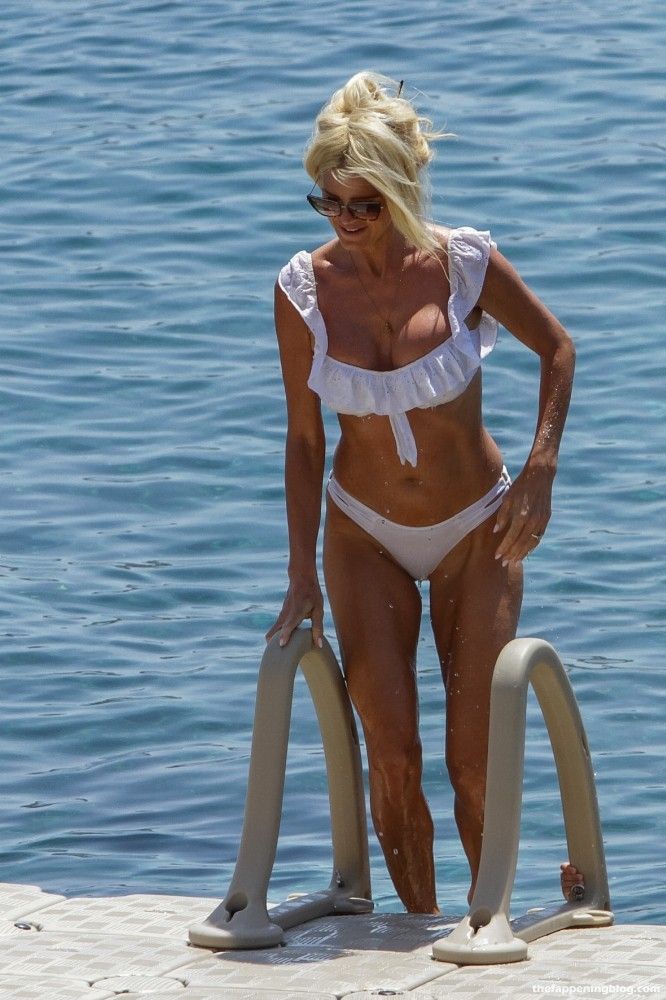 Victoria Silvstedt Looks Hot in a White Bikini During Her Vacation in Mykonos (27 Photos)