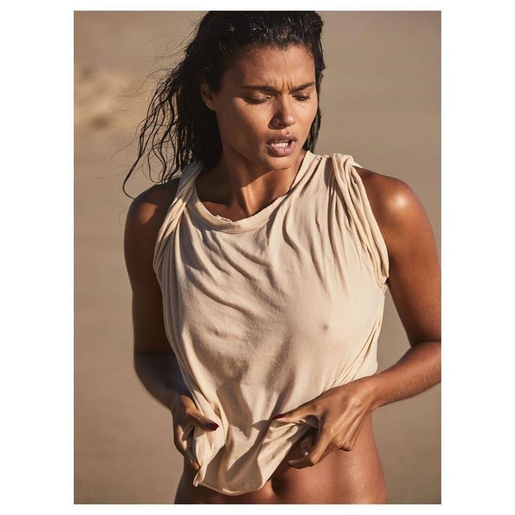 Daniela Braga Nude &amp; Sexy Collection (101 Photos + Videos)