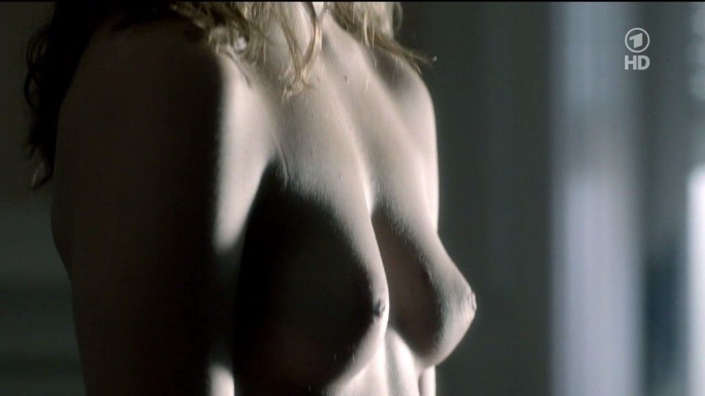 Lisa Maria Potthoff Nude &amp; Sexy Collection (27 Photos + Videos)