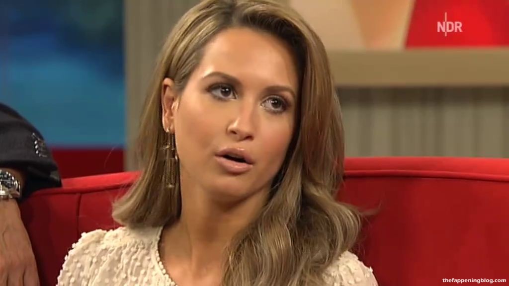 mandy-capristo-cap-328240-thefappeningblog.com1_.jpg