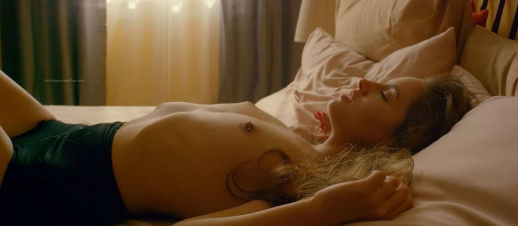 Matilde Gioli Nude &amp; Sexy (49 Photos + Videos)