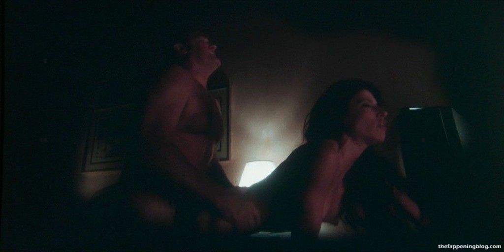 Tania Raymonde Nude &amp; Sexy Collection (43 Photos + Videos)