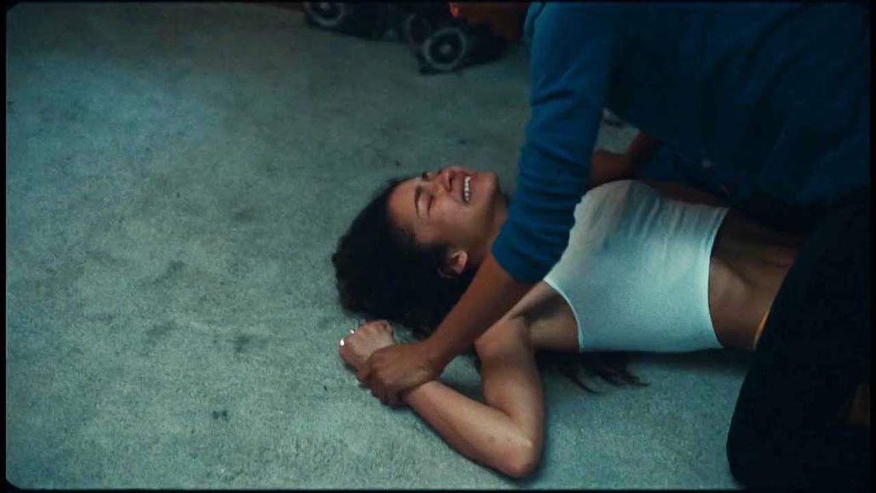 Zendaya sex scenes