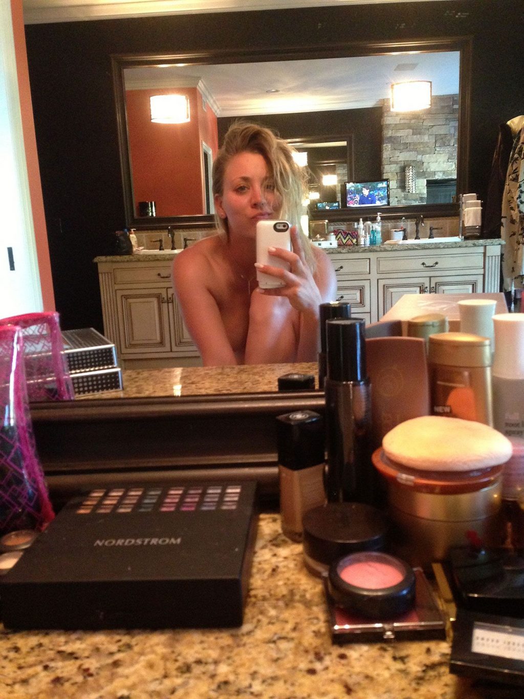 Kaley cuoco nude leaked