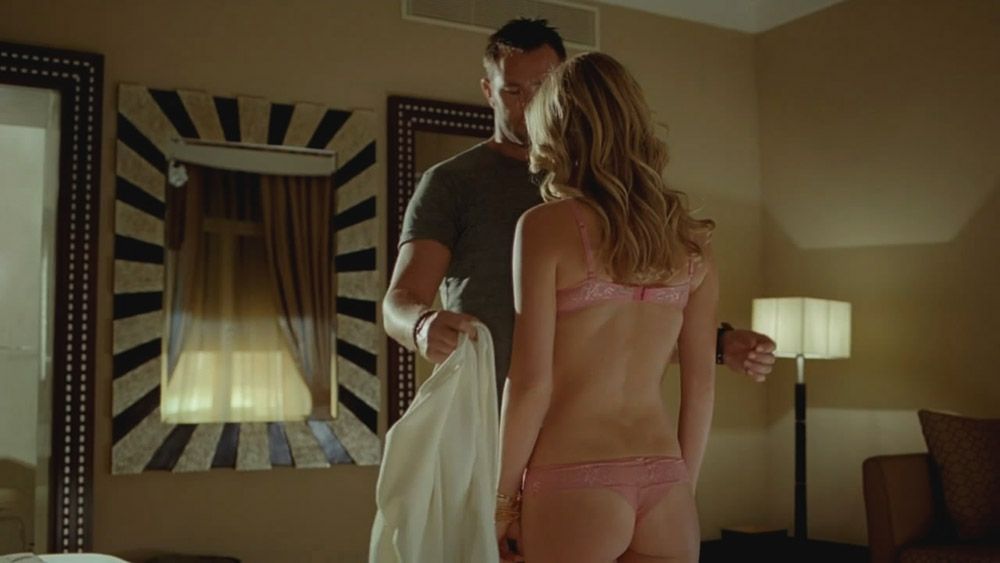 Annabelle Wallis Nude &amp; Sexy (86 Photos + Sex Scenes Video Compilation) [Updated]