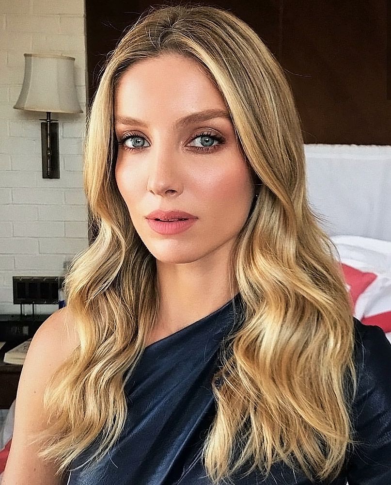 Annabelle Wallis Nude Sexy 86 Photos Sex Scenes Video Compilation