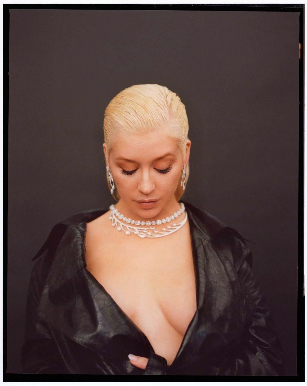 Christina Aguilera Nude &amp; Sexy Collection – Part 1 (154 Photos + Possible LEAKED Porn And Topless Videos)