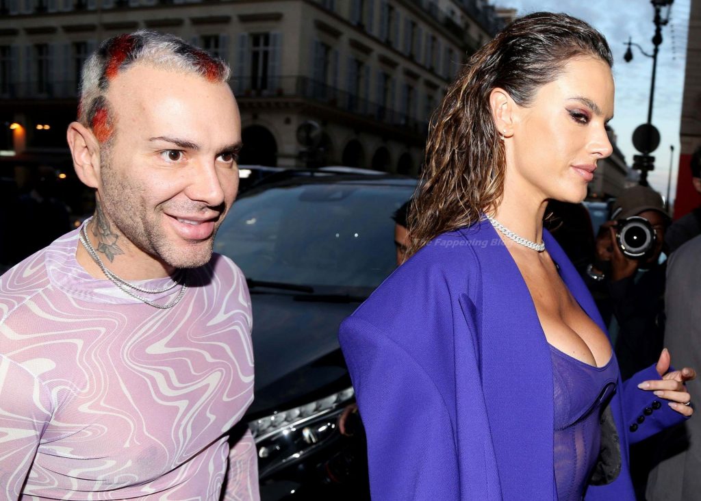 Alessandra Ambrosio Showcases Her Tits As She Attends the “Thierry Mugler: Couturissime” Photocall (107 Photos)