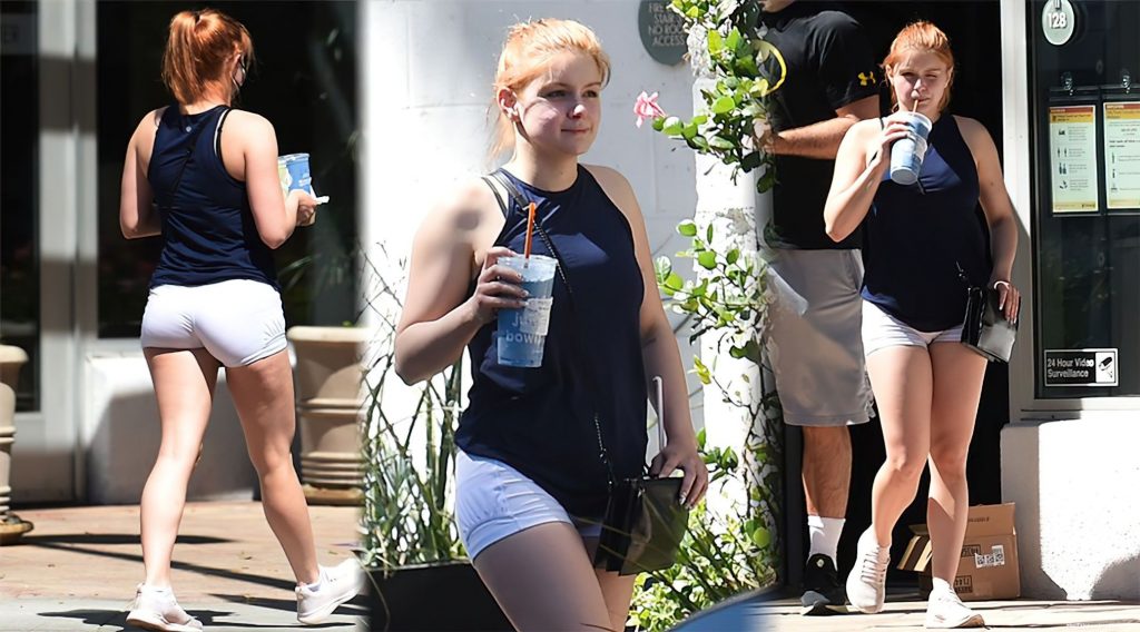 Ariel Winter Grabs a Smoothie in a Pair of Tiny White Yoga Shorts (30 Photos)