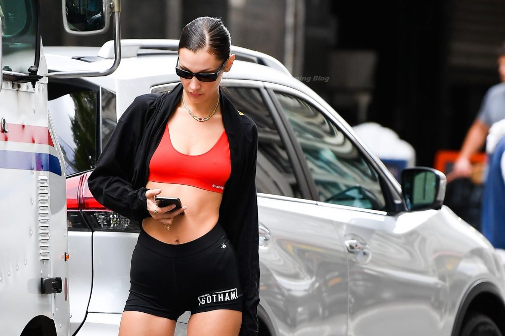 Bella Hadid Leaves The Gym Wearing a Crop Top in NYC (41 Photos)