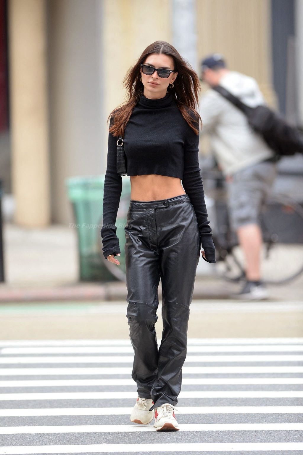 Emily Ratajkowski Shows Off Her Toned Abs While Out For A Stroll In NYC (48 Photos)
