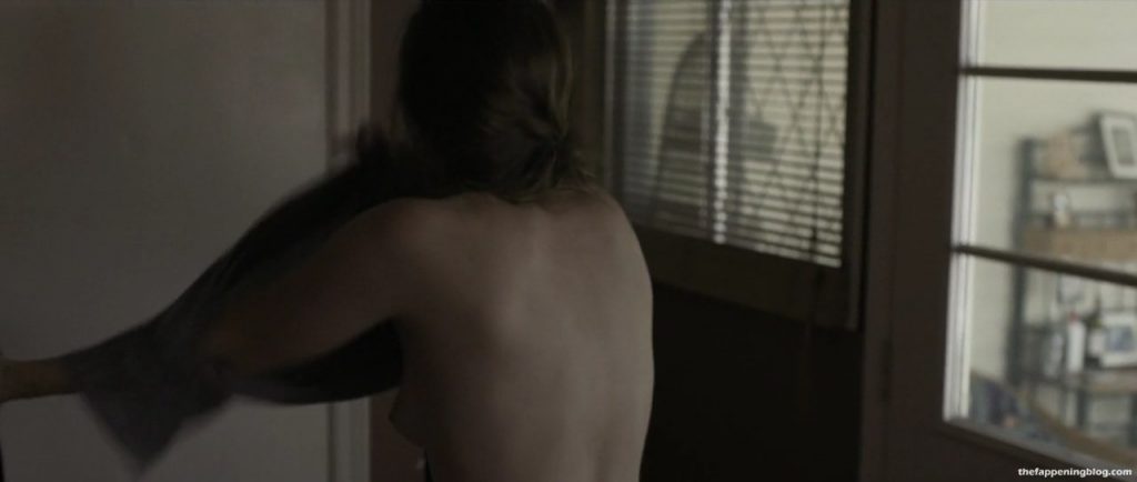 Hannah Gross Nude &amp; Sexy Collection (15 Photos + Video)
