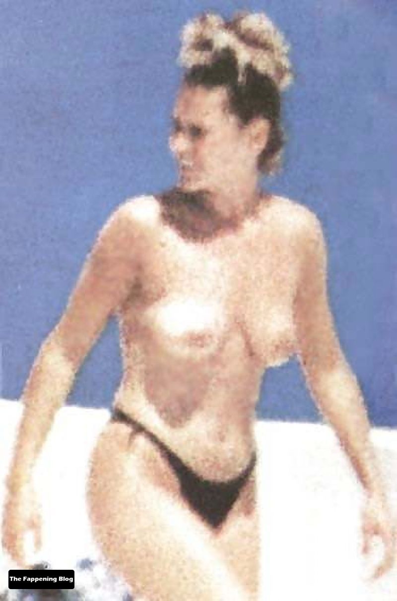 Hülya Avşar Nude & Sexy Collection (63 Photos + Video) Updated.