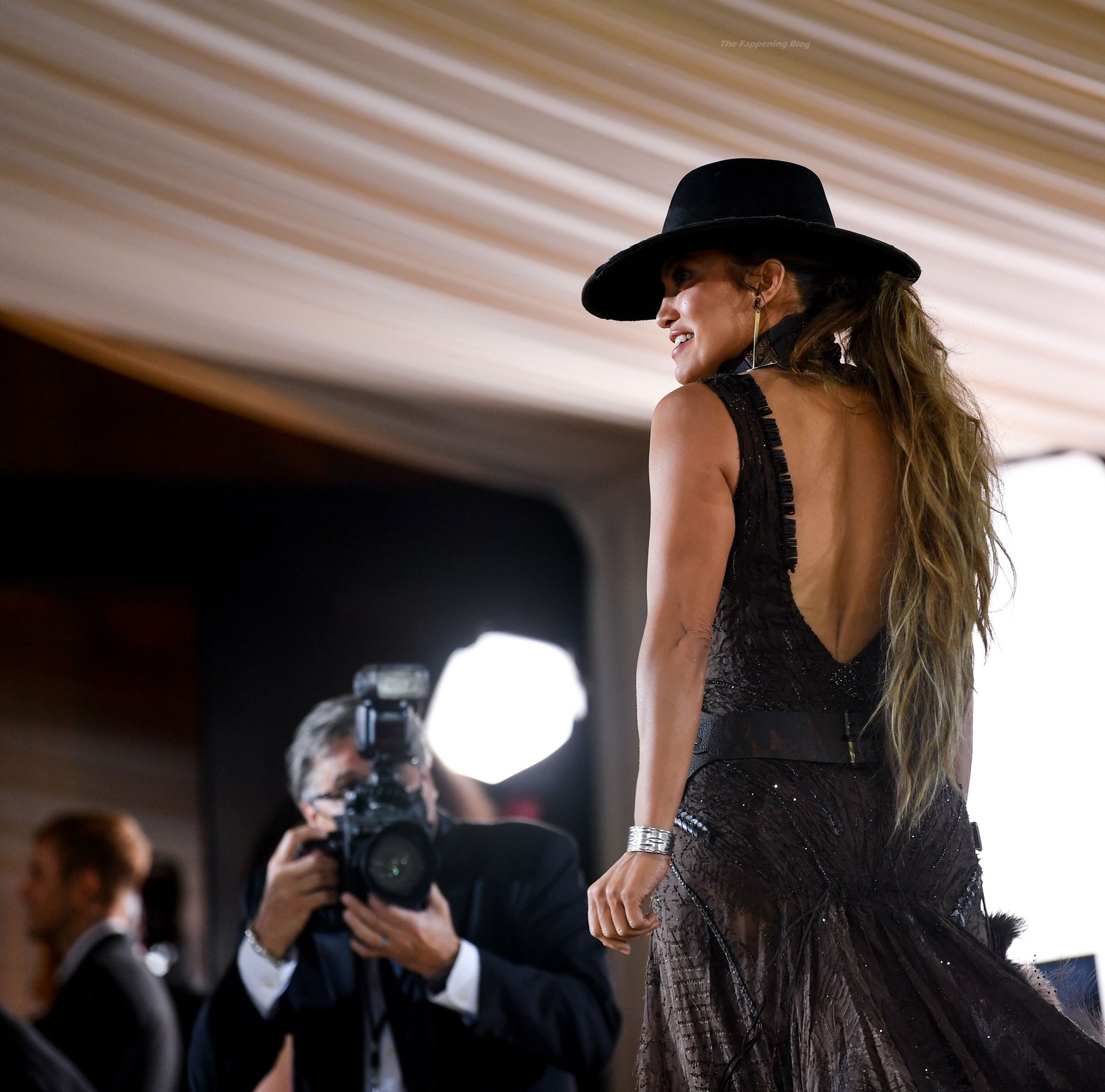 Jennifer-Lopez-Sexy-85-thefappeningblog.com_.jpg