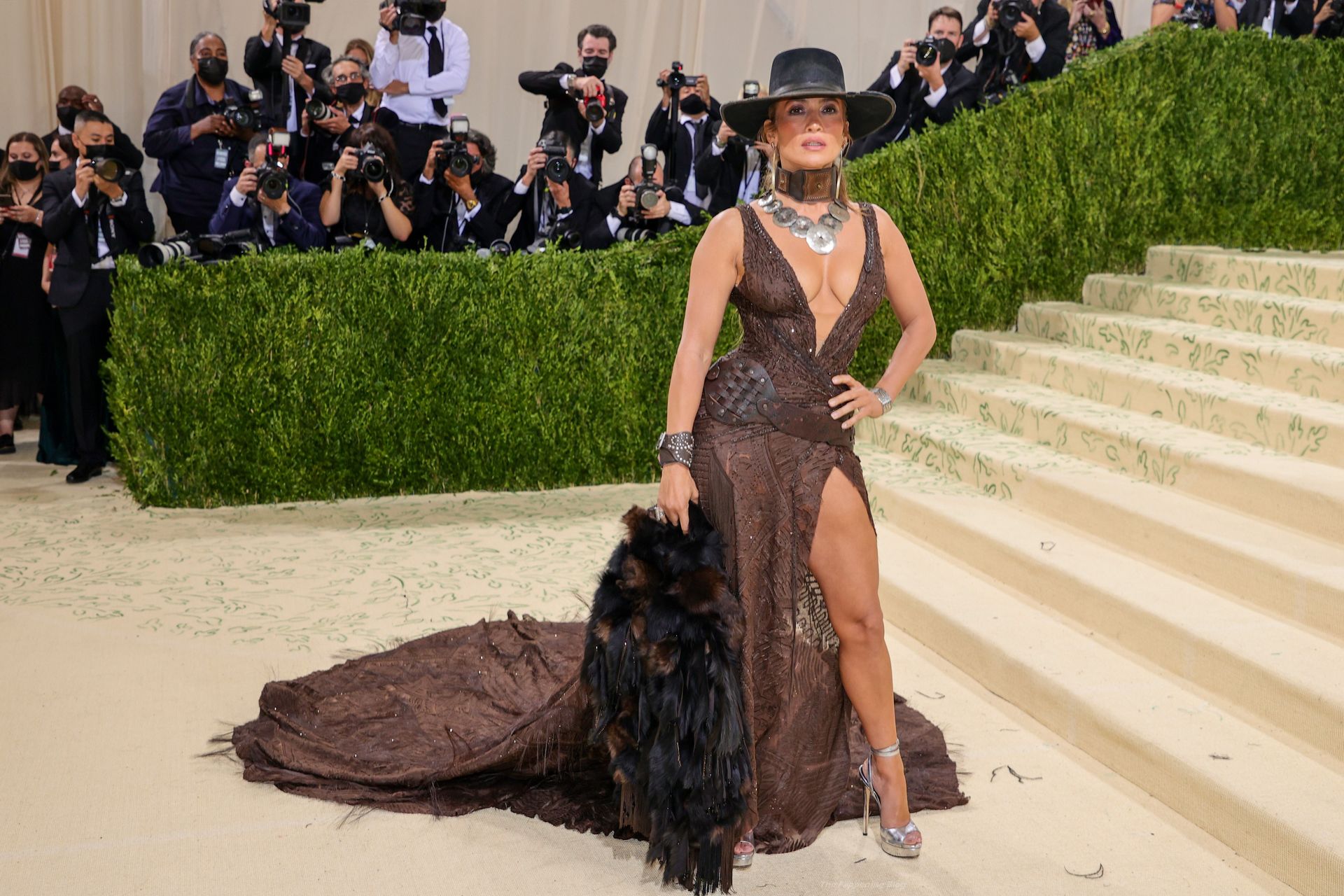 Jennifer-Lopez-Sexy-The-Fappening-Blog-5-2.jpg