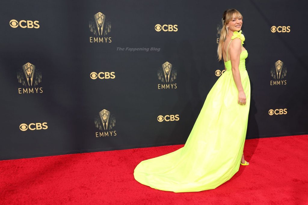 Kaley Cuoco Stuns on the Red Carpet at the 73rd Primetime Emmy Awards in Los Angeles (26 Photos)