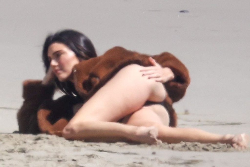 Kendall Jenner Flashes Her Pert Bottom in a Tiny Black Leotard (71 Photos)