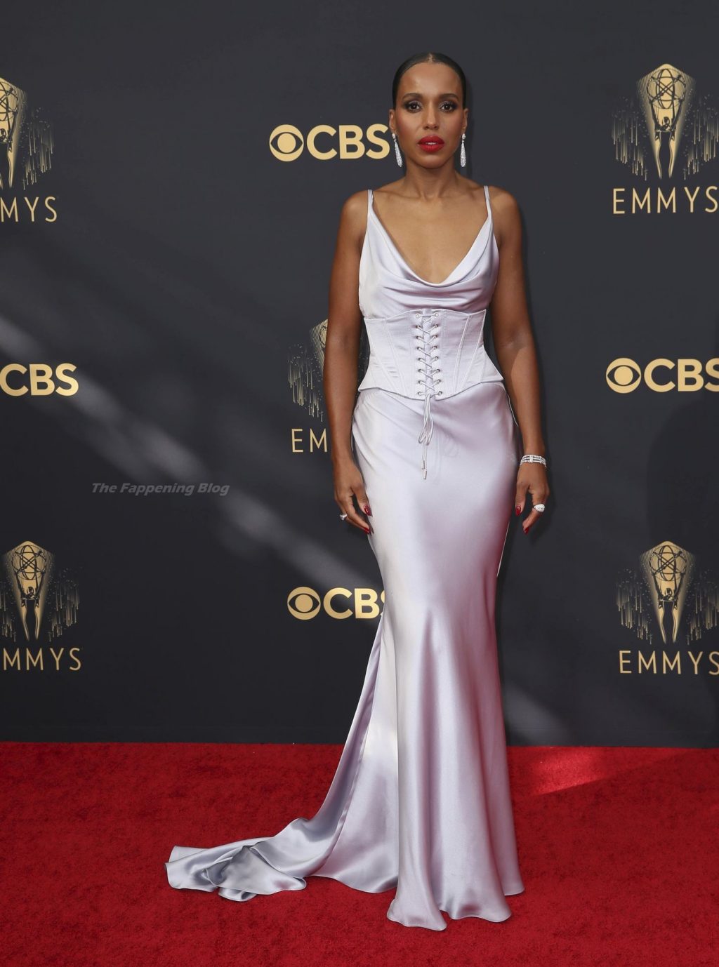 Kerry Washington is Seen Braless at the 73rd Primetime Emmy Awards in Los Angeles (15 Photos)