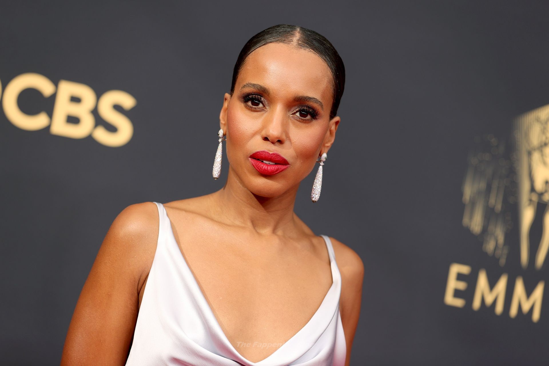 Kerry Washington is Seen Braless at the 73rd Primetime Emmy Awards in Los A...