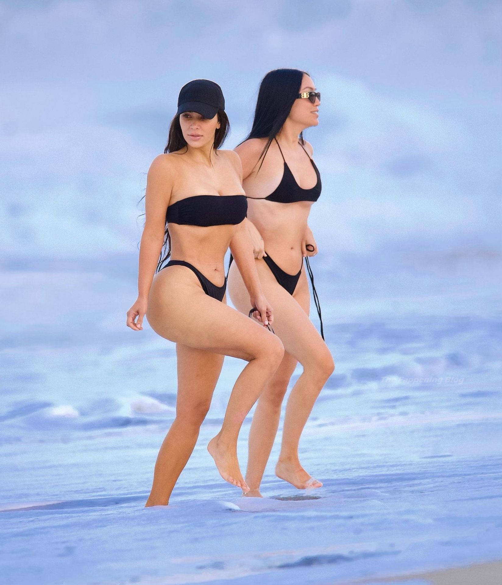 Kim-Kardashian-Sexy-9-thefappeningblog.com_.jpg