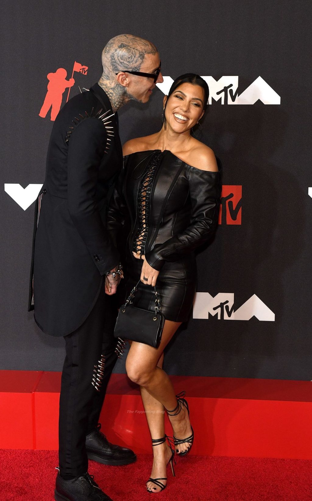 Kourtney Kardashian Stuns at the 2021 MTV Video Music Awards (96 Photos)