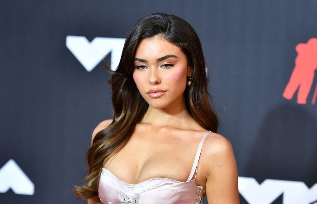 Madison Beer Poses on the Red Carpet at the MTV Video Music Awards (40 Photos)