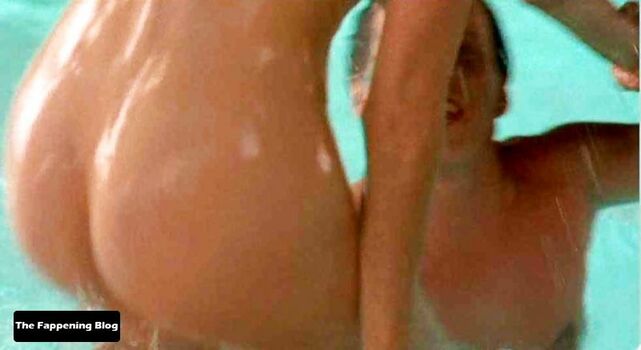 Sean Young Nude Leaks Photo 31