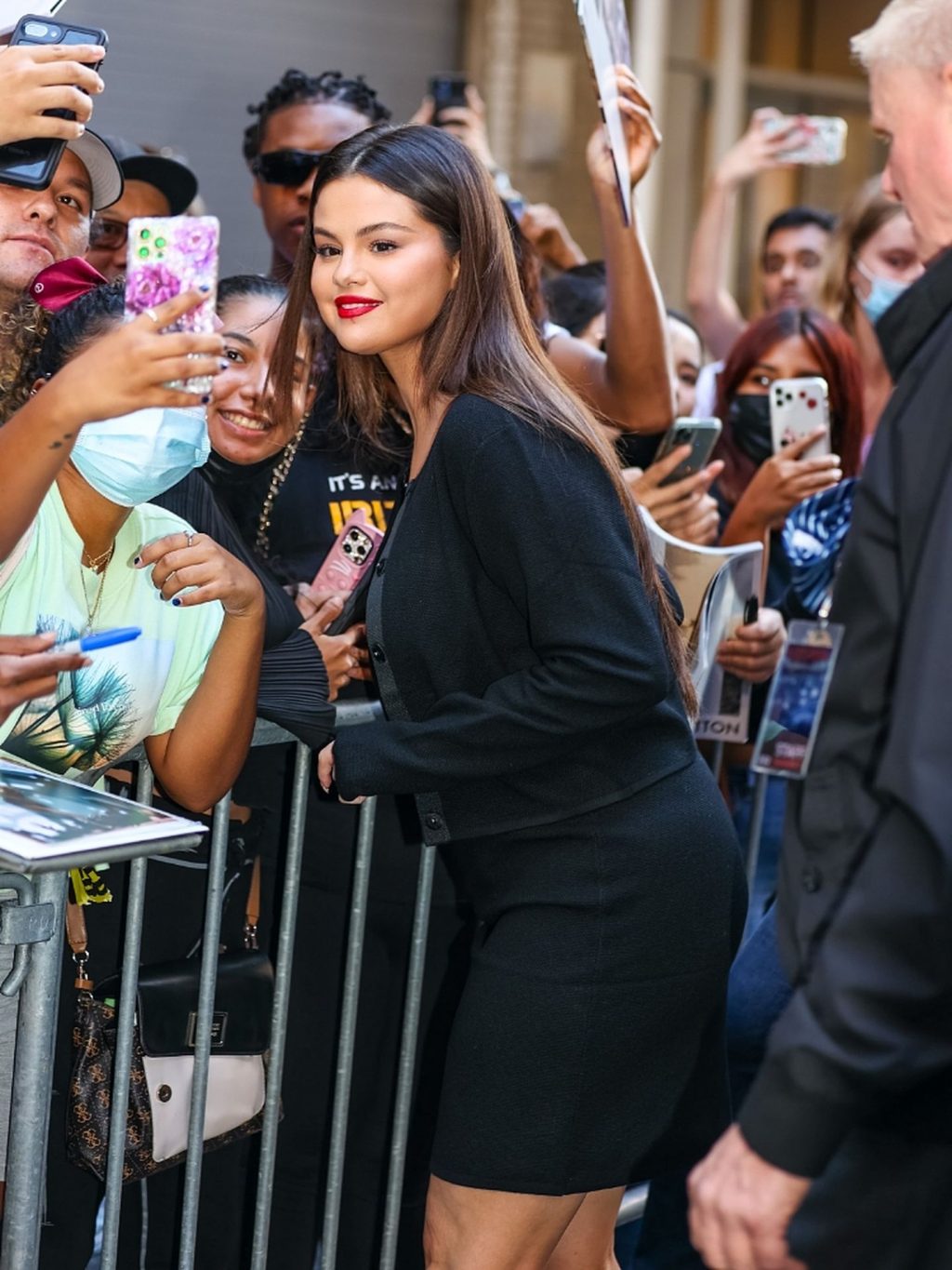Selena Gomez is Pictured Stepping Out in NYC (70 Photos)